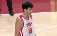 爱游戏体育-被轰11-0！中国男篮半场落后7分 徐昕王俊杰庞峥麟全轰8分