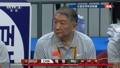 爱游戏体育官方入口-女篮换血换出笑话？4新人9中1得3分，又选来几个和李缘差不多的人
